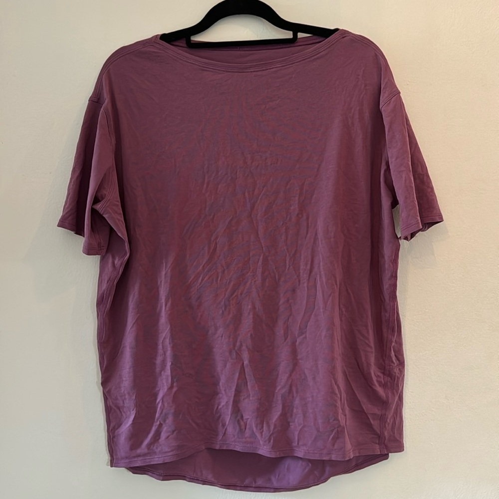 lululemon oversized purple shirt, size 6. Tags are removed
